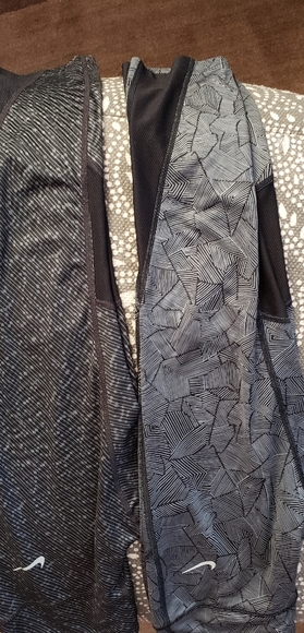 2 pair of NIKE RUNNING TIGHTS - Picture 3 of 6
